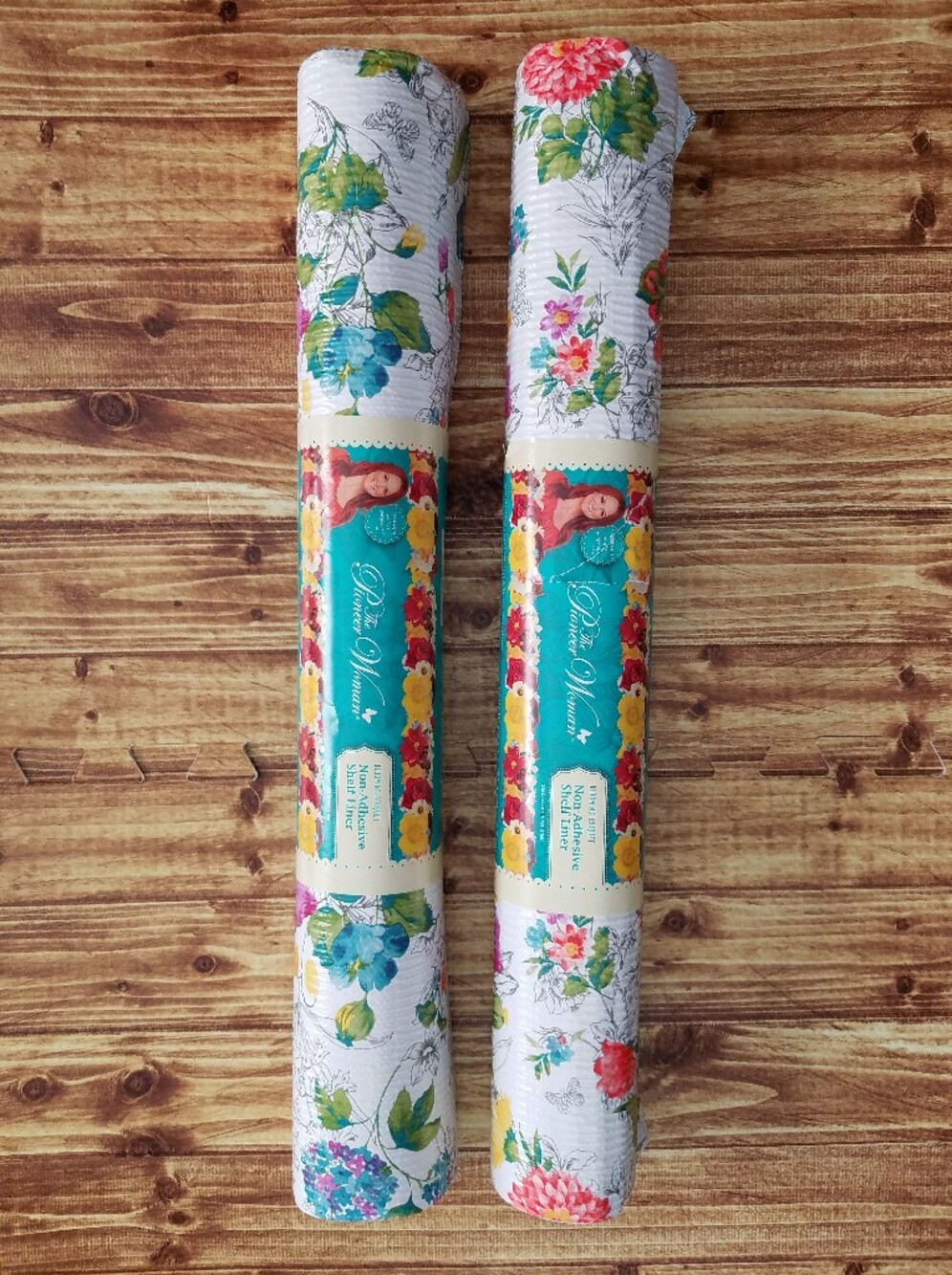 NWT Pioneer Woman Blooming Bouquet Non Adhesive Shelf Liner 2 Rolls NEW